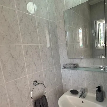 2-bedroom Townhouse With Pool In Casa de Férias